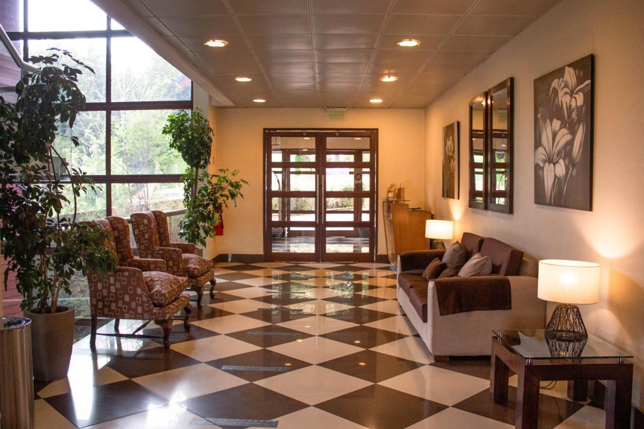 Hotel Diego De Almagro Coyhaique Esterno foto