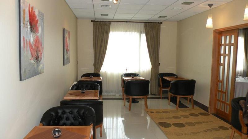 Hotel Diego De Almagro Coyhaique Esterno foto